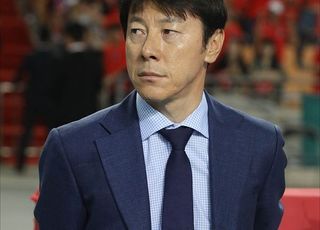 흔들리는 울산, 신태용 감독 선임으로 위기 돌파하나