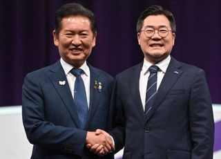 與 전당대회 'D-1'…정청래 "수성" vs 박찬대 "역전" 각축 [정국 기상대]
