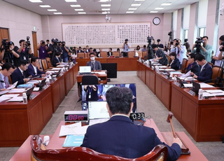 노란봉투법, 민주당 주도로 국회 법사위 통과
