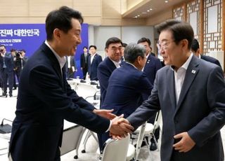 오세훈, 李대통령에 "소비쿠폰 등 재정 부담 큰 정책 추진 땐 사전 협의 필요"