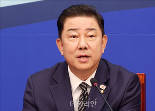 '코스피 급락'에 놀란 與…"양도세 대주주 기준 상향 검토"