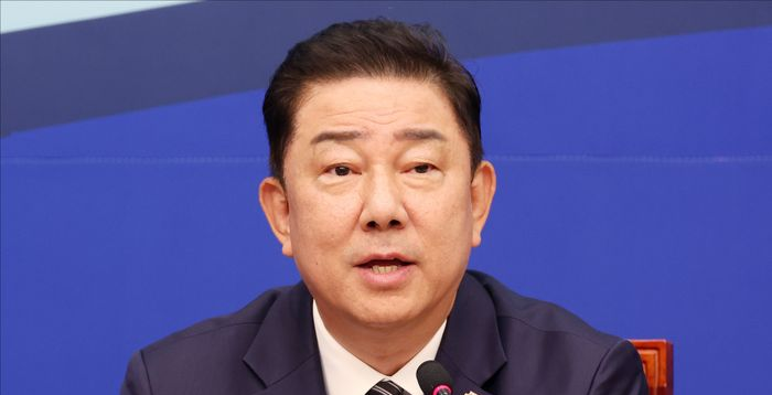 '코스피 급락'에 놀란 與…"양도세 대주주 기준 상향 검토"