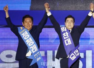 정청래 대 박찬대, 더불어민주당 차기 당대표는 누구?
