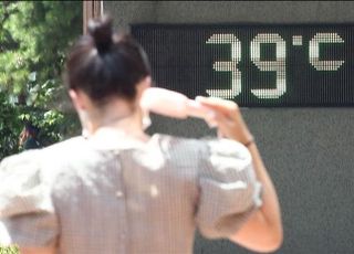 계속되는 폭염에 온열질환자 3000명 넘어서…누적 사망자 18명