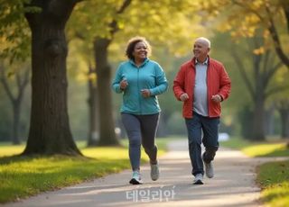‘건강한 노후의 비결’ 3시간 걷는 것보다 좋은 15분 운동법?