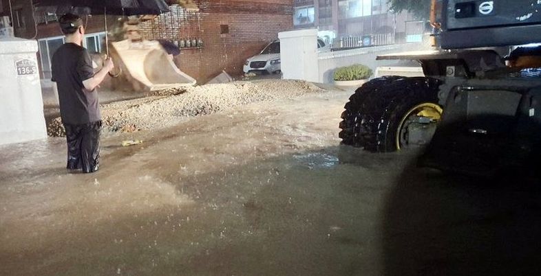 전남 무안 '시간당 142㎜' 역대급 집중호우…이재민 2500명 넘어