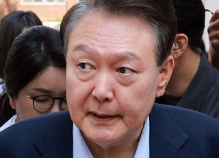 "속옷수괴 윤석열, 1990년대 용역깡패 생각나…" 비판한 신장식