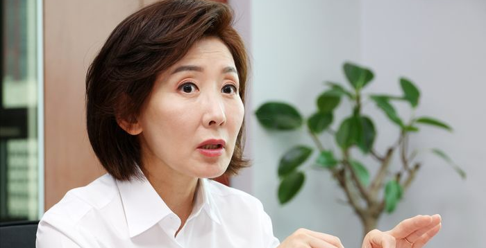 "李대통령과 대결서 김어준이 승리"…나경원이 진단한 '정청래 선출'의 의미