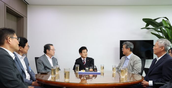 정동영, 북민협 면담…"남북관계, 일관되게 협력했다면 지금과는 다를 것"