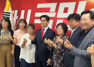 [현장] 대전 찾은 김문수 "1위 빵집 성심당 아니더라" 말한 이유는…