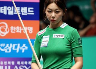 ‘LPBA 라이벌’ 김가영·스롱 피아비, 나란히 32강 진출