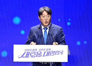 '주식 차명거래 의혹' 이춘석 탈당…與 "재발 방지" 野 "위장 탈당쇼" [정국 기상대]