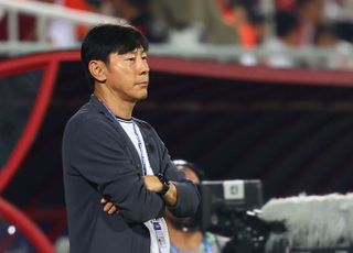 ‘소방수는 내 운명’ 울산HD 진화 나선 신태용 감독 