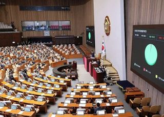 [전문] MBC 제3노조 "방송법 날치기통과 민노총 영구장악된 공영방송" [미디어 브리핑]