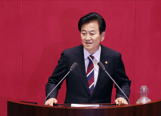 정동영, 연일 남북관계 '드라이브'…한미 대북정책 '엇박자' 우려도