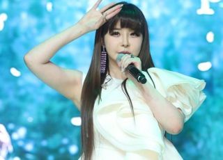 박봄, 2NE1 활동 중단…"휴식과 안정 필요"