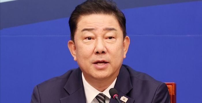 김병기, 野 '노봉법·상법 수정안' 요구에 "응할 생각 없다"