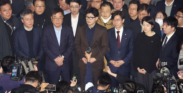 한동훈 "유혈사태 안 났으니 별게 아냐?…계엄됐다면 국민의힘은 소멸"