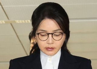 '혐의 부인' 김건희, 12일 구속 갈림길…"엇갈린 관련자 진술, 구속 여부 관건" [법조계에 물어보니 670]
