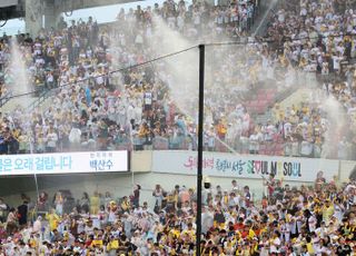 2025 KBO리그, 역대 최소 경기 900만 관중 달성…관중 동원 1위는?