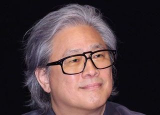 박찬욱 감독, 파업 규정 위반으로 '美 작가조합' 제명