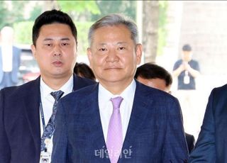 [데일리안 오늘뉴스 종합] 이상민 구속적부심 기각…구속 유지, 조국 사면 여부 "12일 국무회의서 윤곽" 등