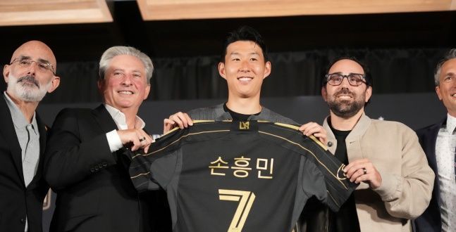 역시 손흥민! MLS 데뷔전부터 동점골 PK 유도…원정팬들도 환호