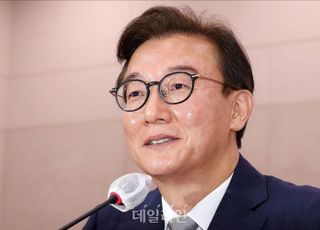 전재수 “해수부 이전 선거용? 양심 있으면 그렇게 못 해”…출마 여부엔 즉답 피해