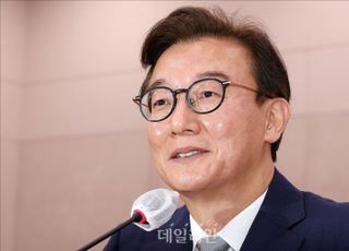 전재수 “해수부 이전 선거용? 양심 있으면 그렇게 못 해”…출마 여부엔 즉답 피해