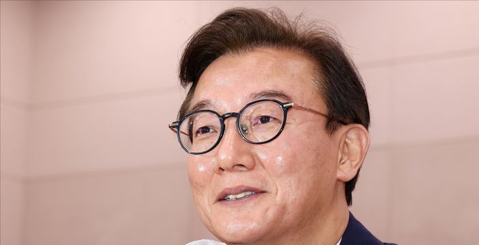전재수 “해수부 이전 선거용? 양심 있으면 그렇게 못 해”…출마 여부엔 즉답 피해