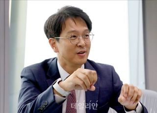 "李대통령, 국무회의 생중계하시라"…野, 조국·윤미향 사면 공세↑