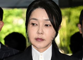 김범수 계좌에 3억 넣은 김건희 "차명으로 하는 것"
