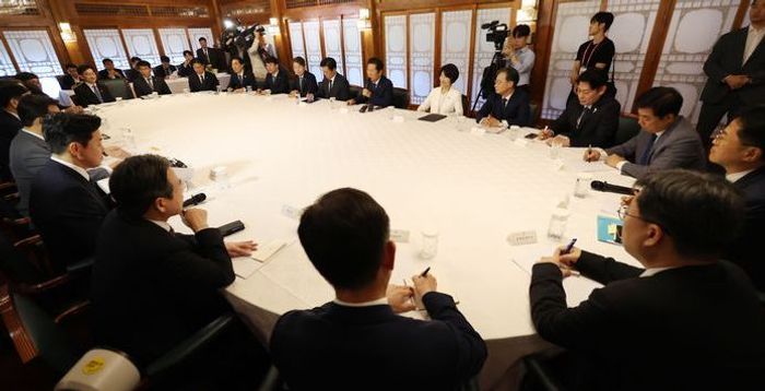 주식양도세 딜레마…동학개미 반발·정책 일관성 사이 李대통령 결론 유보