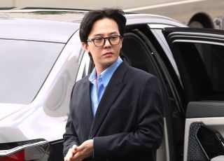 경찰, 지드래곤·양현석 등 ‘저작권법 위반’ 혐의 수사…YG 압수수색
