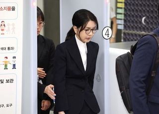 수용번호4398 김건희 ‘식사거부’…“하루만에 병원모드?”