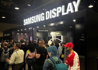 철퇴맞은 中 OLED, 美서 15년 간 퇴출된다
