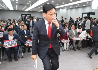 송언석 "연설회날 특검 중앙당사 압수수색…독재가 아니고 뭐냐"