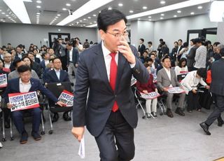 송언석 "연설회날 특검 중앙당사 압수수색…독재가 아니고 뭐냐"