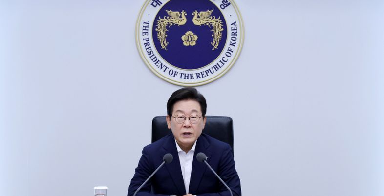 李대통령 "소비쿠폰 효과 조금씩 나타나…'2차 내수 활성화' 필요"