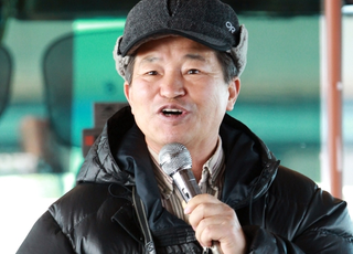[속보] '새 박사' 윤무부 경희대 명예교수 별세