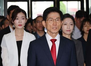 김문수 "李정권 광복절 앞두고 자유·국민 화합 정신 짓밟아…당사로 모여달라"