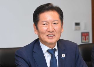 정청래 "조국 석방 환영·축하…곧 만나 대화 나누자"