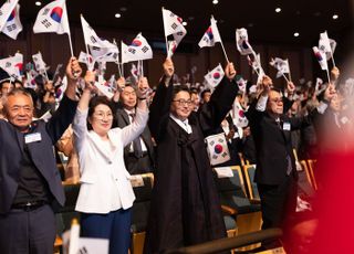 김동연, “‘안중근 유묵’ 완전한 확보에 최선…임진각에 안중근 평화센터 설립”