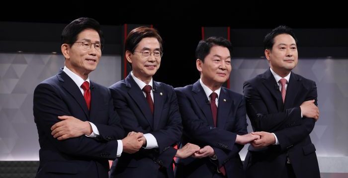 [TV토론] "분열 없애야" vs "尹 버려야"…강성파-혁신파, 국민의힘 생존법 두고 충돌