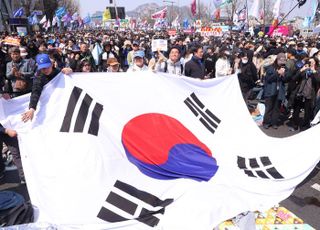 국힘 반극우연대가 간과하고 있는 것; 사회경제적 차원의 반이재명이 필요해