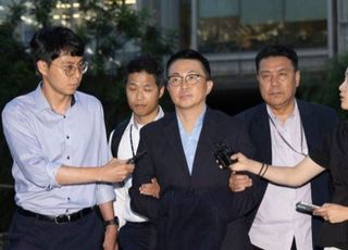 [속보] '김건희 집사' 김예성, 구속 후 첫 특검 출석