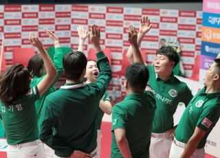 ‘초클루 공백 이상무’ 하나카드, 하림 꺾고 팀리그 8연승 질주