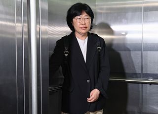 채상병 특검, '수사 외압 의혹 핵심 인물' 유재은 전 법무관리관 이틀 연속 소환