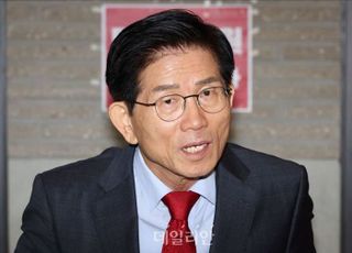 "압수수색 막자, 농성 참여하라"…김문수, 당대표 후보들 향해 호소