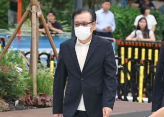 "도주 우려 커"…김건희특검, 건진법사 소환 하루 만에 구속영장 청구
